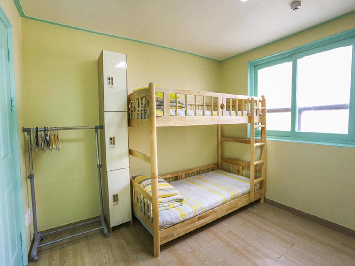 Fun Fun Stay Guesthouse Seul Zewnętrze zdjęcie
